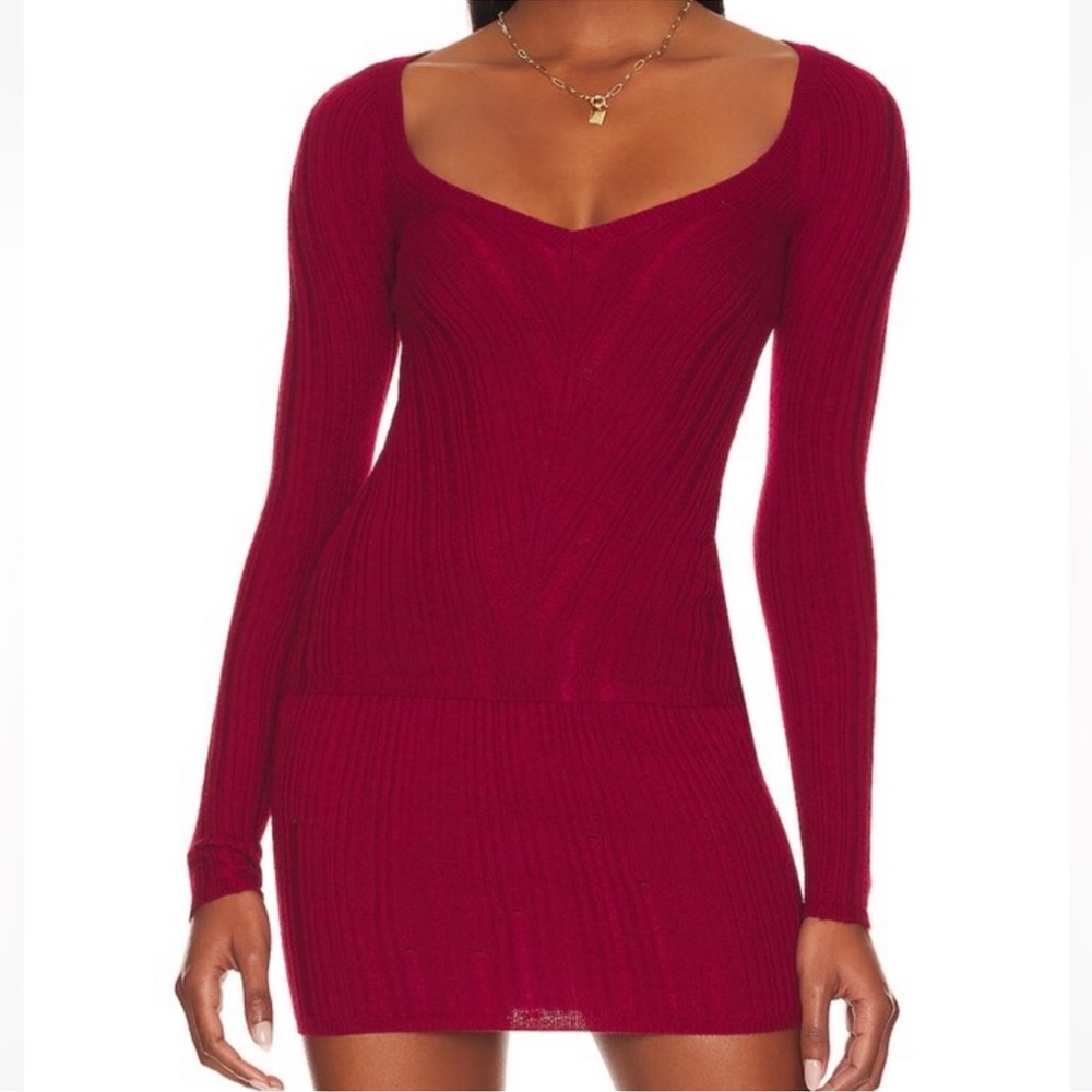 Lovers and Friends Revolve V Neck Pullover Knit Top Burgundy Brand New With Tags